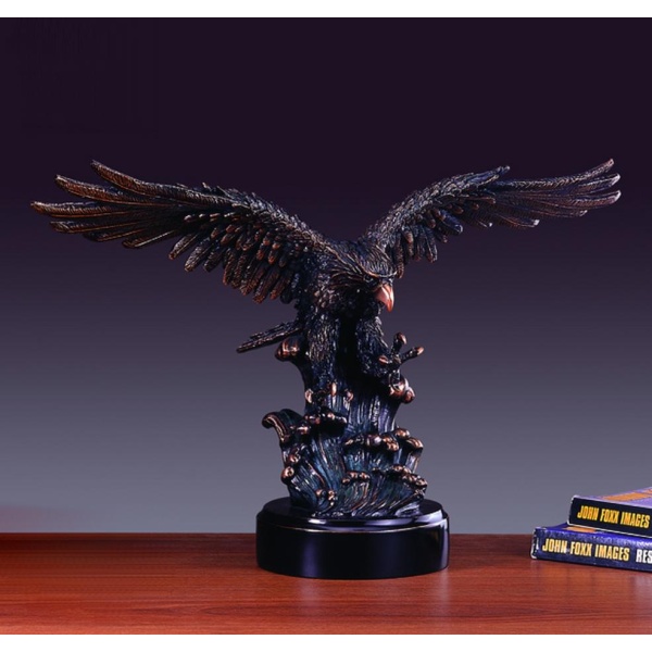 Escultura de Aguila 31103